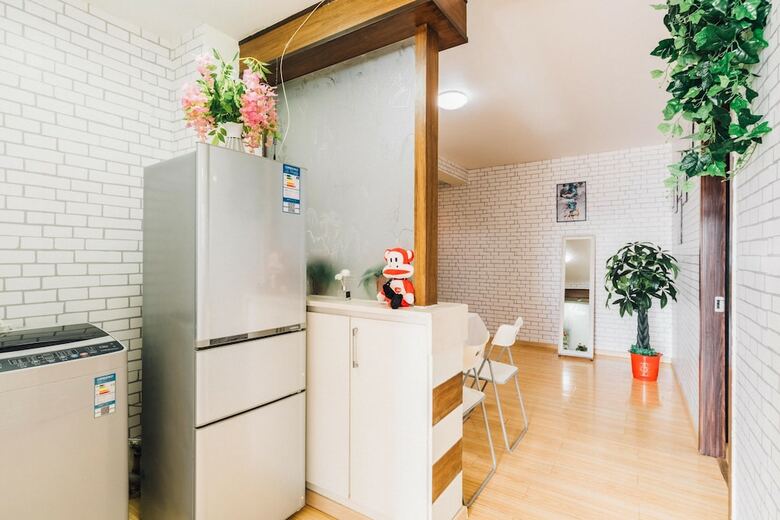 Jiayuhuxiao Apartment