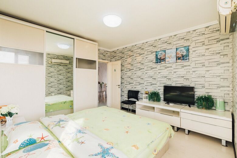 Jiayuhuxiao Apartment