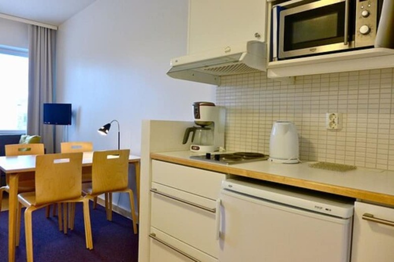 Hotel T��l� Towers