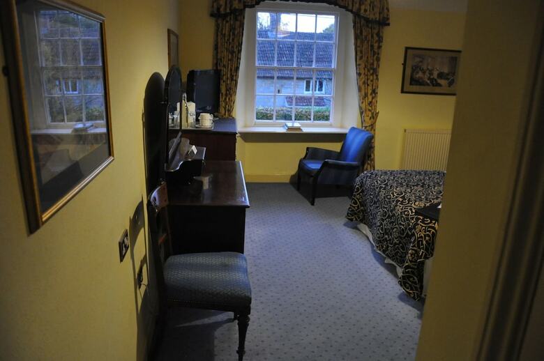 Bed & Breakfast The Greyhound Inn Taunton