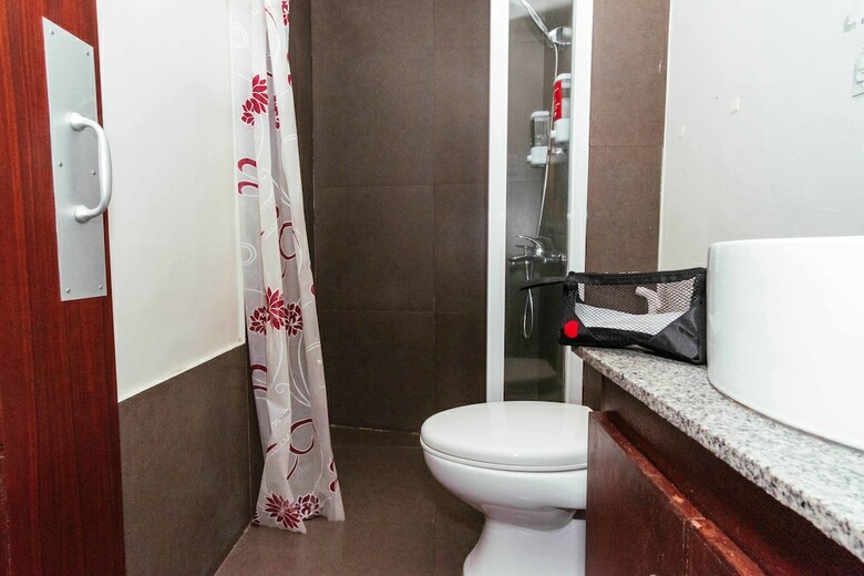 Hotel Reddoorz @ Chino Roces Makati
