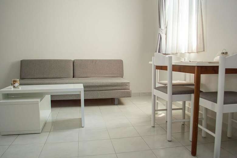Cosmos Apartments