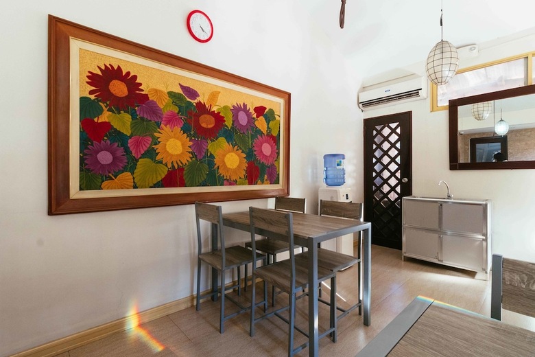 Hotel Reddoorz @ San Antonio Makati