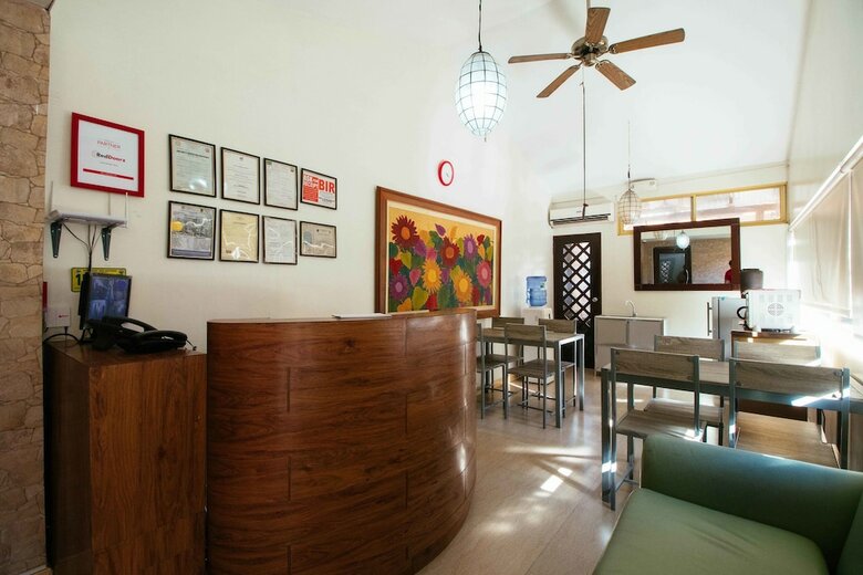 Hotel Reddoorz @ San Antonio Makati