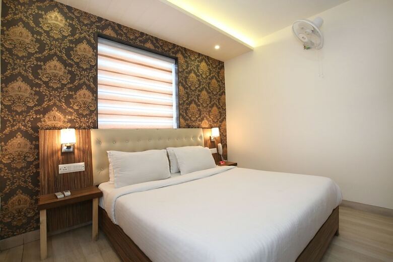 Hotel Oyo 8277 Tricity Relax Inn