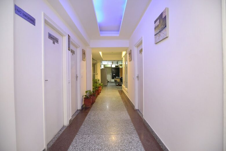 Oyo 9575 Hotel Absolute Comfort