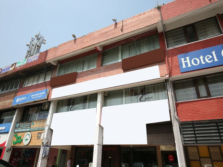 Oyo 9575 Hotel Absolute Comfort