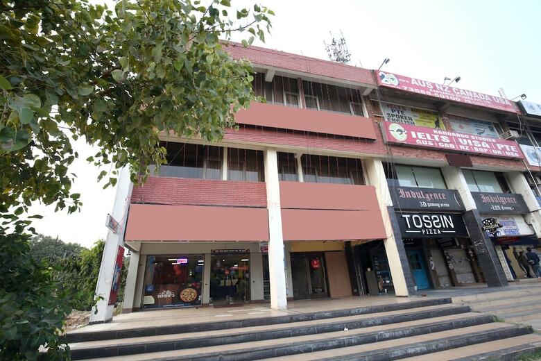 Oyo 10144 Hotel Southend