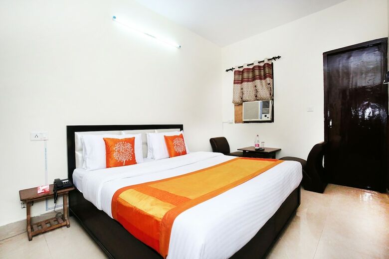 Oyo 10377 Hotel Tango