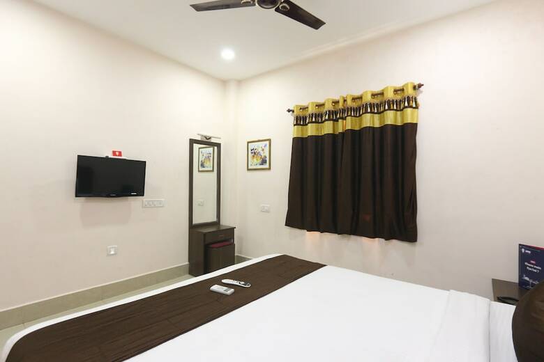 Hotel Oyo 1246 Raaj Residency