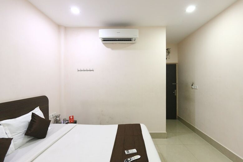 Hotel Oyo 1246 Raaj Residency