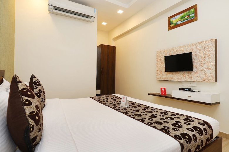 Oyo 6862 Hotel Progressive Inn