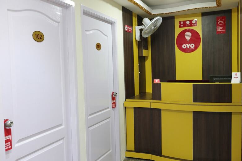 Hotel Oyo 4584 India Gate