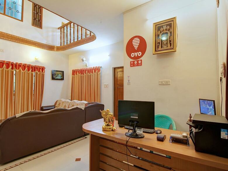 Hotel Oyo 5287 White Glow Apartments
