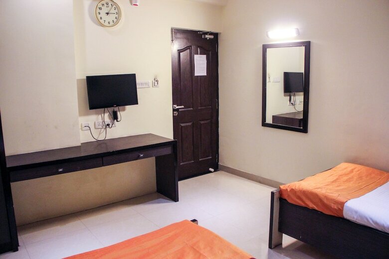 Hotel Oyo 5765 Chennai Residency T Nagar