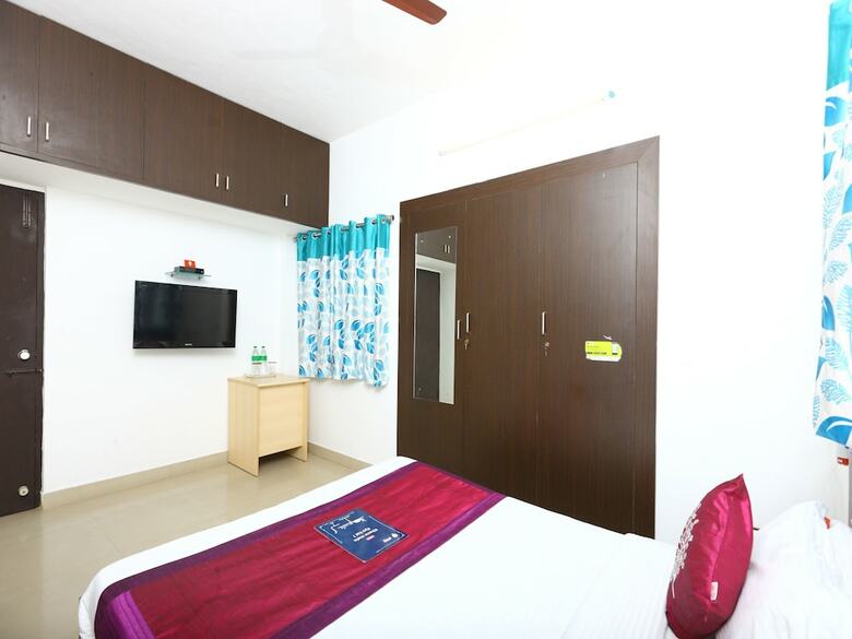Hotel Oyo 5448 Phoenix Hospitality Apartments