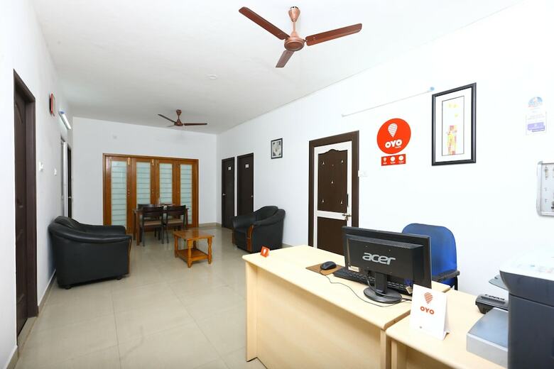 Hotel Oyo 5448 Phoenix Hospitality Apartments