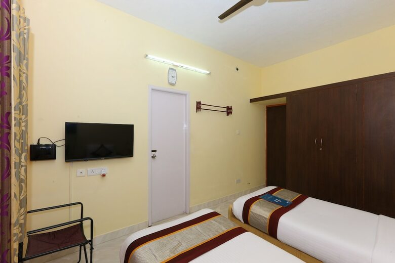 Hotel Oyo 3318 Hibiscus Guest House
