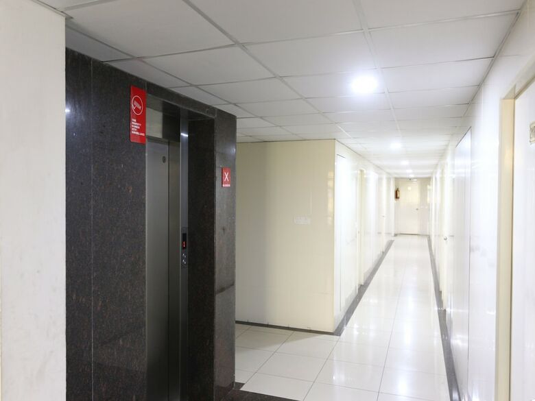 Hotel Oyo 3547 Raj Guru Residency