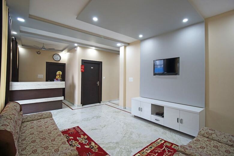 Hotel Aaradhya Residency
