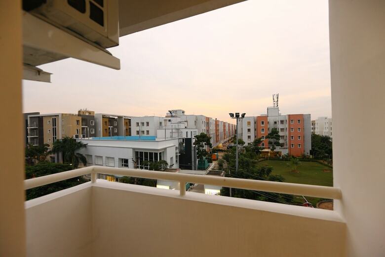 Hotel Oyo 9260 Olive Castles Inn