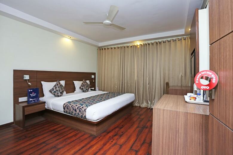Oyo 9580 Hotel Garnet Inn