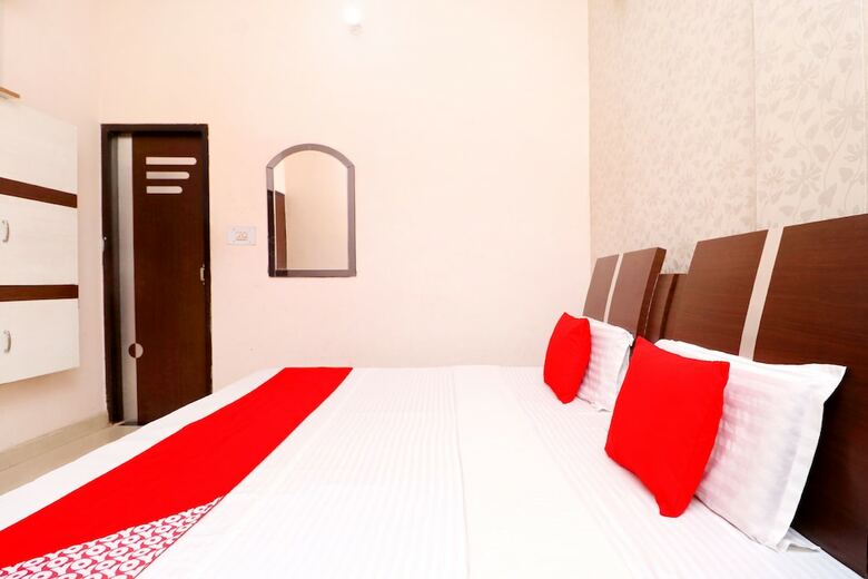 Hotel Oyo 6785 Sunder Bus Stand