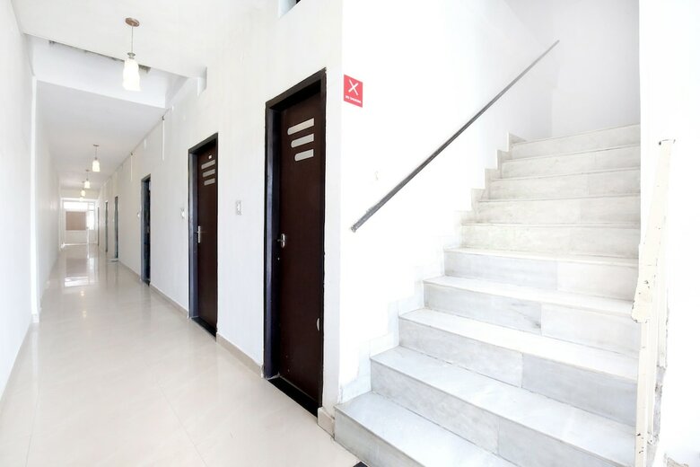 Hotel Oyo 6785 Sunder Bus Stand