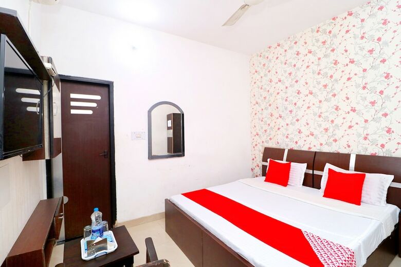 Hotel Oyo 6785 Sunder Bus Stand