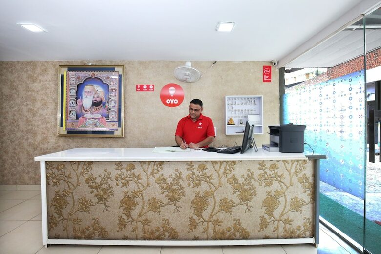 Oyo 9323 Hotel Sidana Solitaires