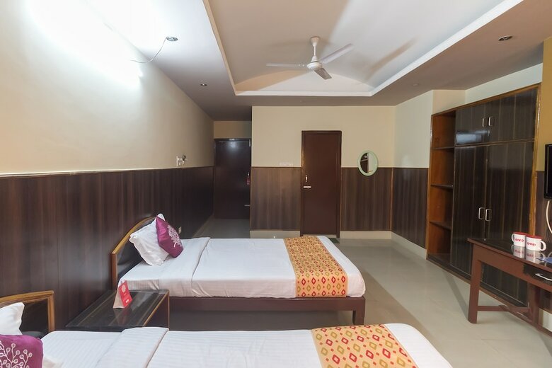 Hotel Oyo 6996 Near Beltola