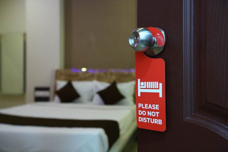 Hotel Oyo 8446 Bouvana Residency