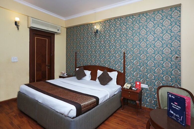 Hotel Oyo 8465 Near Sahara Mall