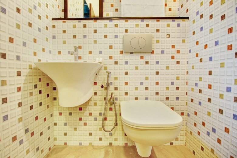 Hotel Oyo 7850 Royal Elite