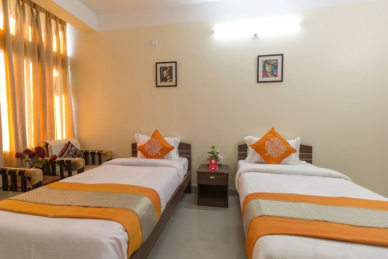 Hotel Oyo 8209 Home Stay Down Town