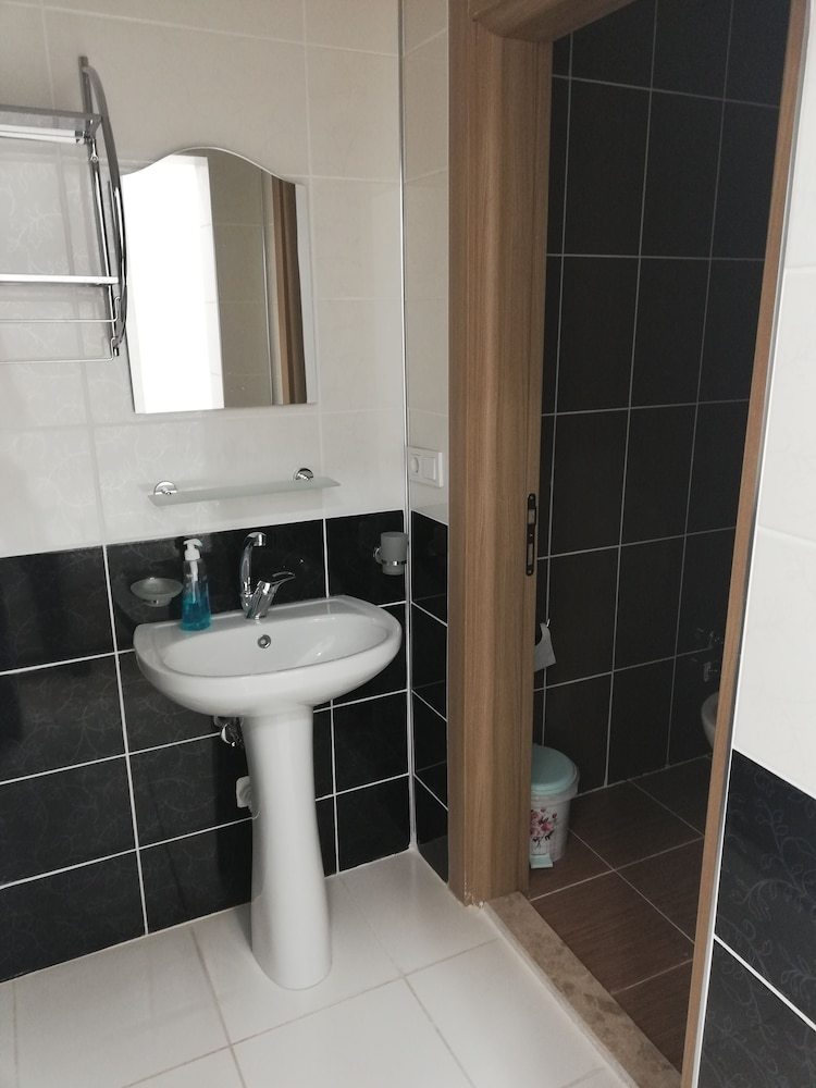 Hotel Er Sat Home Suit Otel