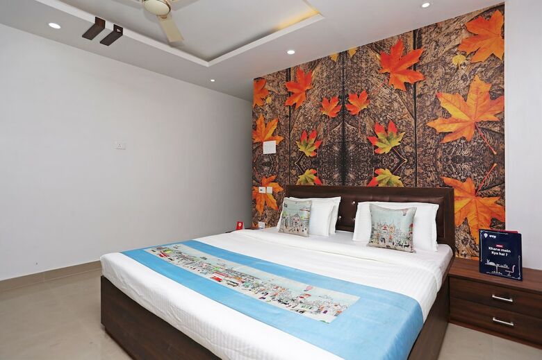 Oyo 10734 Hotel Ne Residency