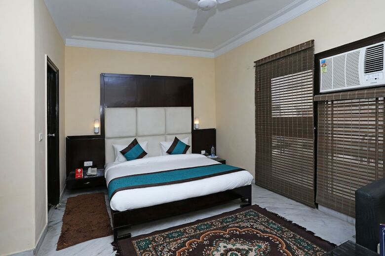 Oyo 10057 Hotel Laksh Residency