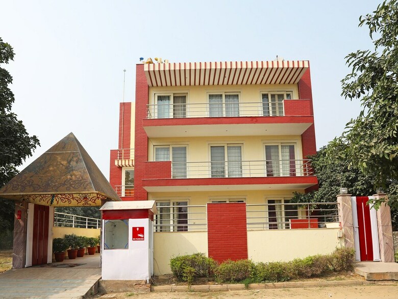 Hotel Oyo 9947 Ashiana Guest House