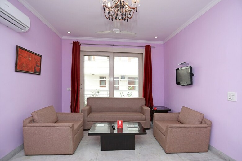 Hotel Oyo 9947 Ashiana Guest House