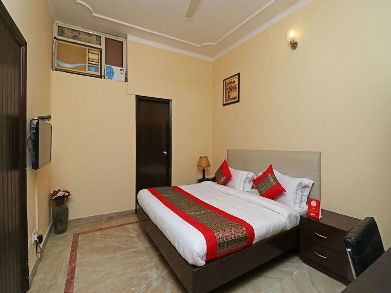 Oyo 10583 Hotel Amigo