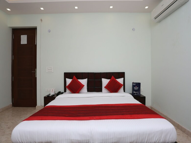 Hotel Oyo 9987 Zap Stays