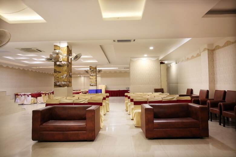 Oyo 3791 Hotel Umed Grand