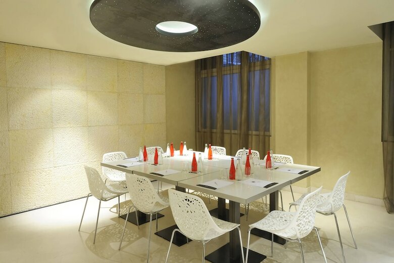 Hotel Banke Opera, Autograph Collection