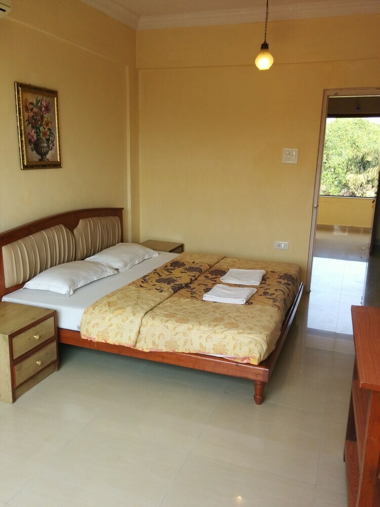Goan Clove Apartment Hotel
