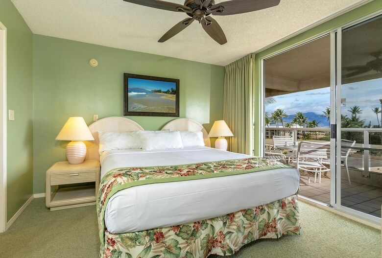 Aston At The Maui Banyan