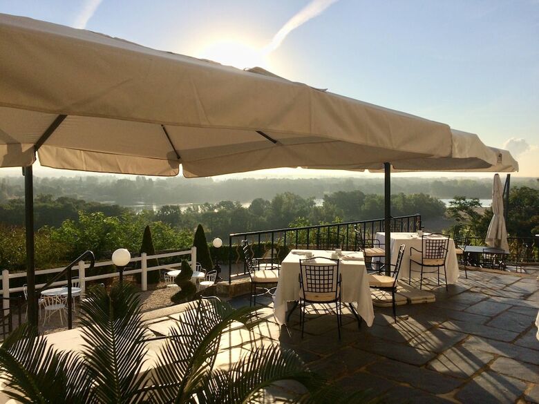 Hotel Ch�teau Le Prieur� - Younan Collection