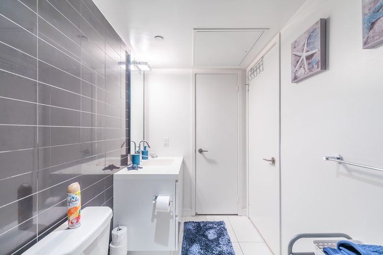 Simply Comfort. Amazing Downtown Apartments