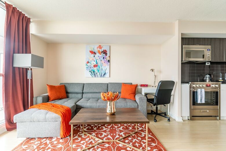 Simply Comfort. Amazing Downtown Apartments