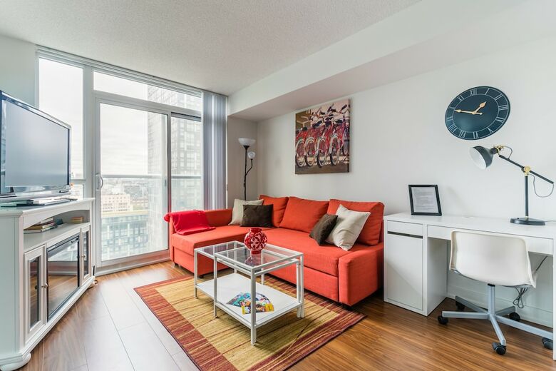 Simply Comfort. Amazing Downtown Apartments